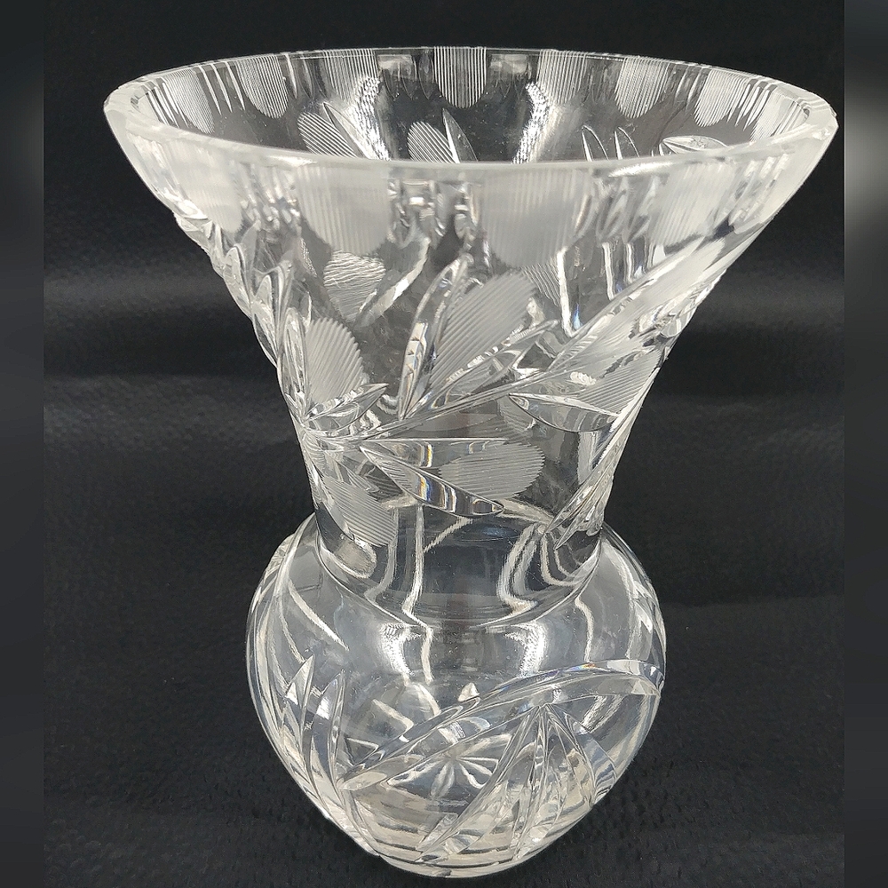 VTG Czech Crystal Vase, Cut Glass Round Base, Etched Floral Design. 7.25 in Tall